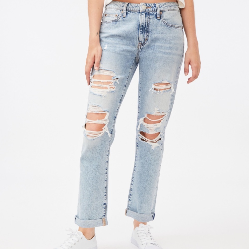 Aeropostale Boyfriend Distressed Denim Jeans High Waisted Holes Worn Wear